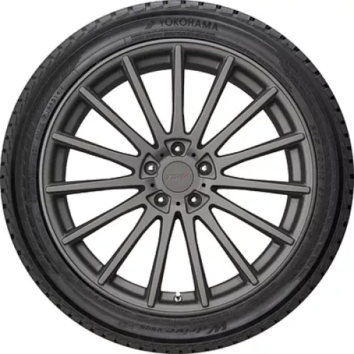Yokohama W.Drive V905 265/40 R20 104V