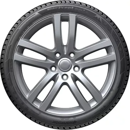Hankook W330A i cept Evo3 235/60 R18 107H